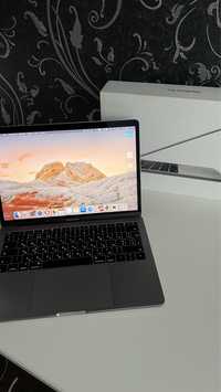 Macbook pro 2017 13" 256gb