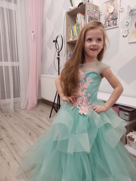 Сукня плаття, розмір 7-10 років, стан ідеальний