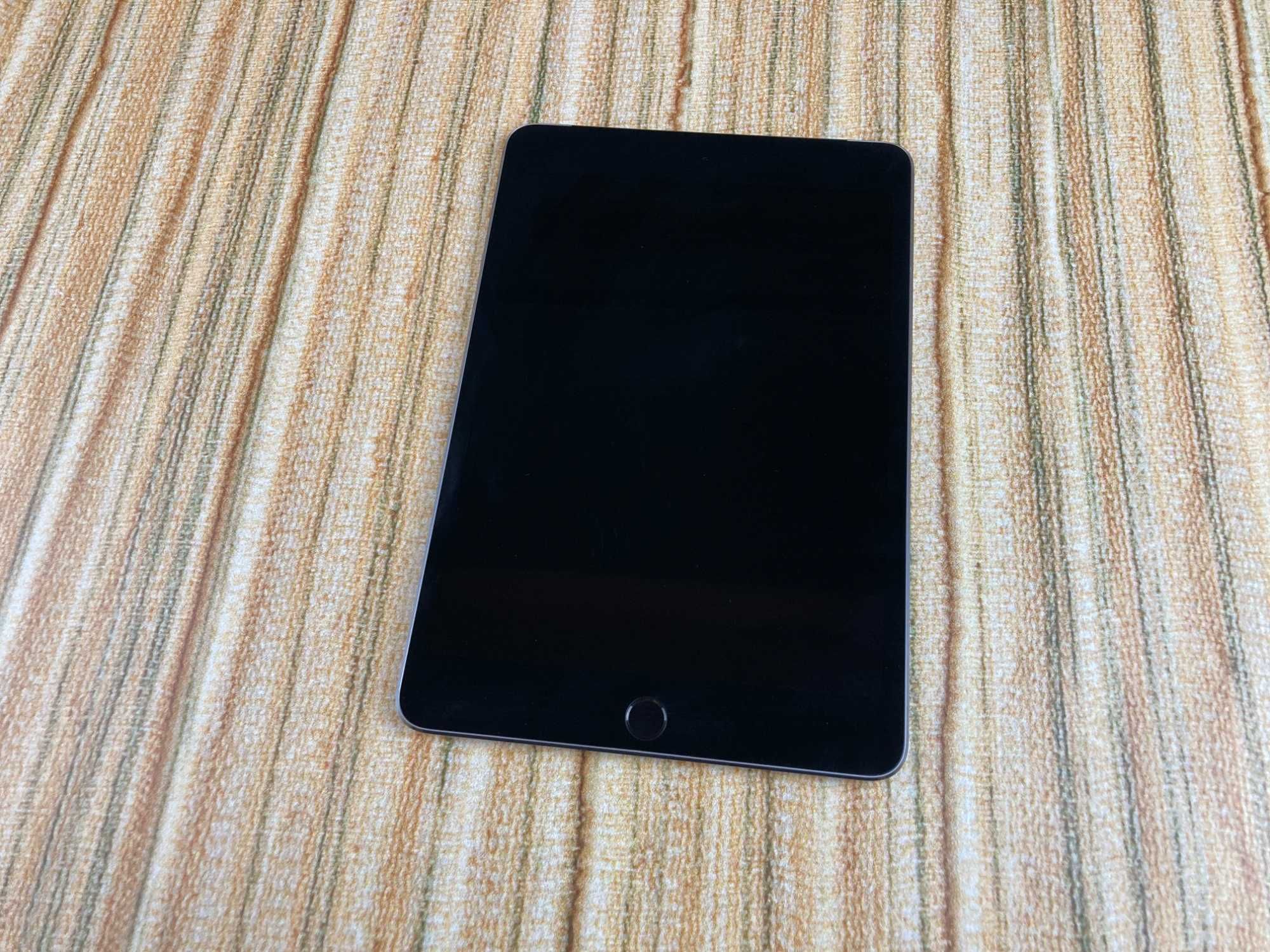 Apple iPad Mini 4 128GB Space Gray планшет неверлок