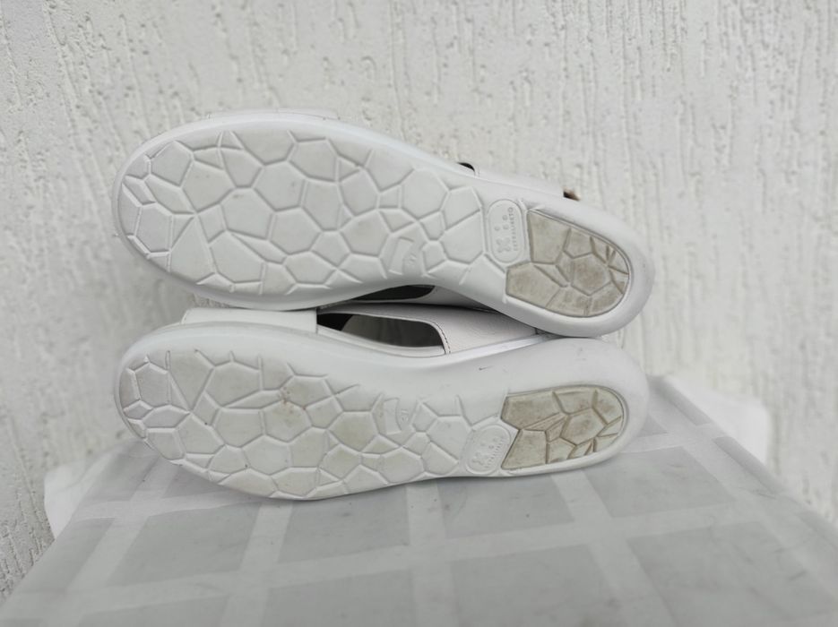 Босоножки кожанние Camper р.37,