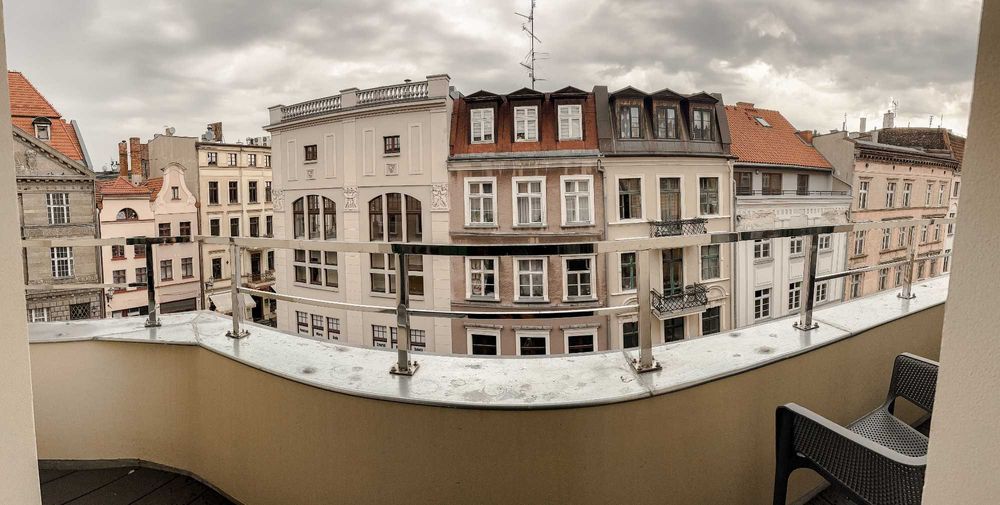 Wyjątkowe mieszkanie z balkonem oraz tarasem na dachu. Centrum Miasta.