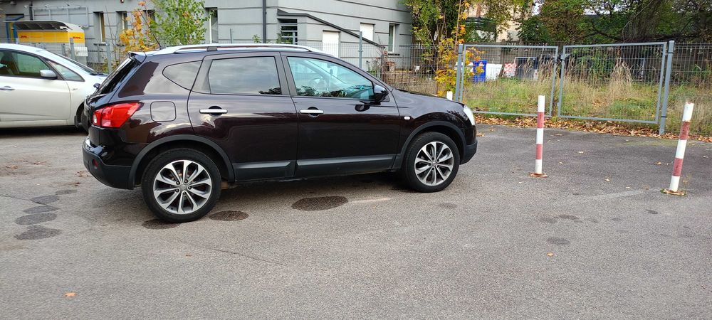 Nissan Qashqai 1,6 panorama navigacja salon polska mały przebieg