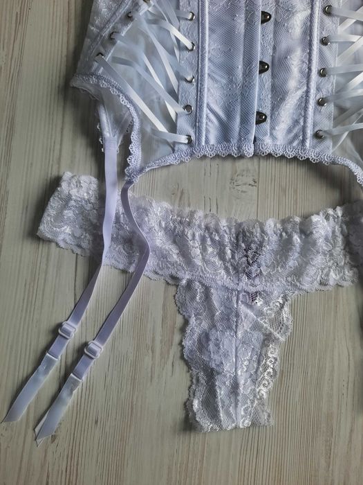 Белый свадебный корсет M L Adore me Victoria's secret утягивающий