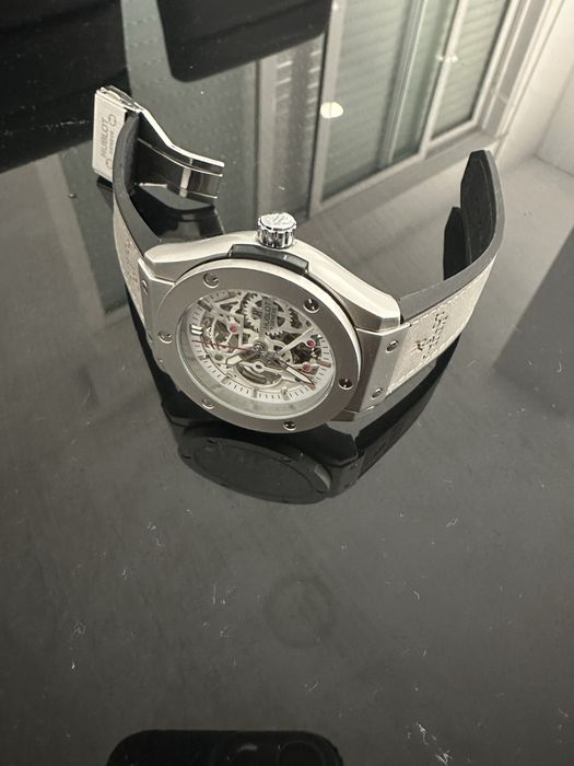Relogio Hublot 42mm  Ceramica