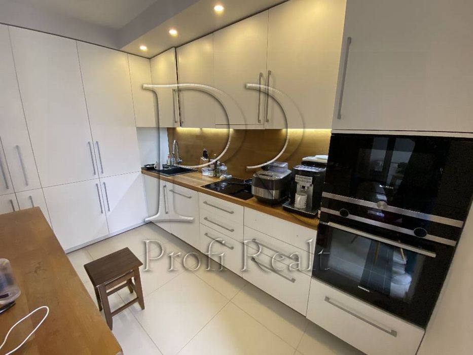 Продаж євро-трьохкімнатної квартири в ЖК Відпочинок/Святошин/Нивки