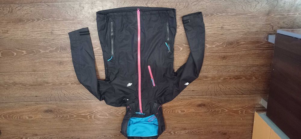 Kurtka 4F S wiatrówka przeciwdeszczowa membrana 10000 jesienna damska