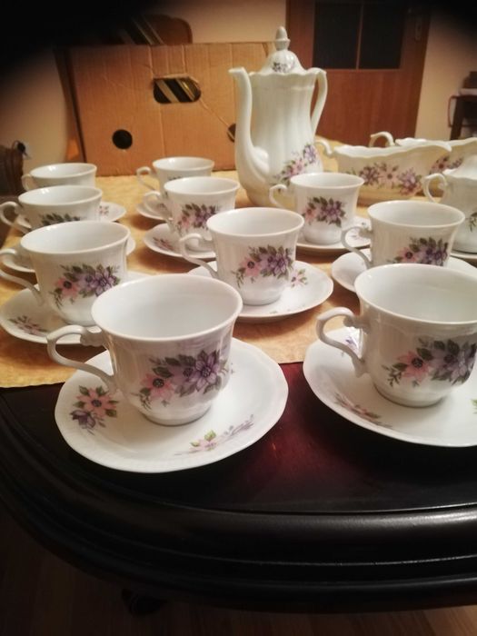 Wałbrzych porcelana zestaw kawowy na 12 osób