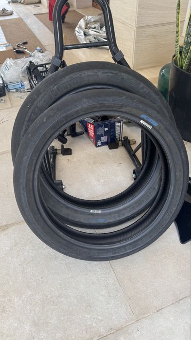 Pneus Pirelli Diablo Superbike