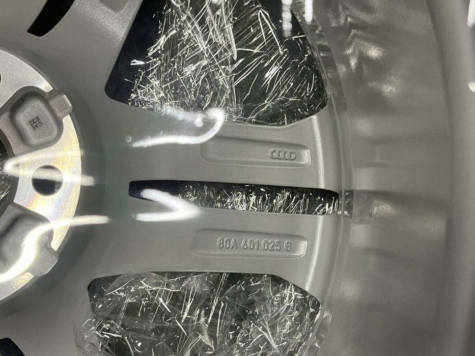 audi q5 80a felga 8jx19 et39 5x112