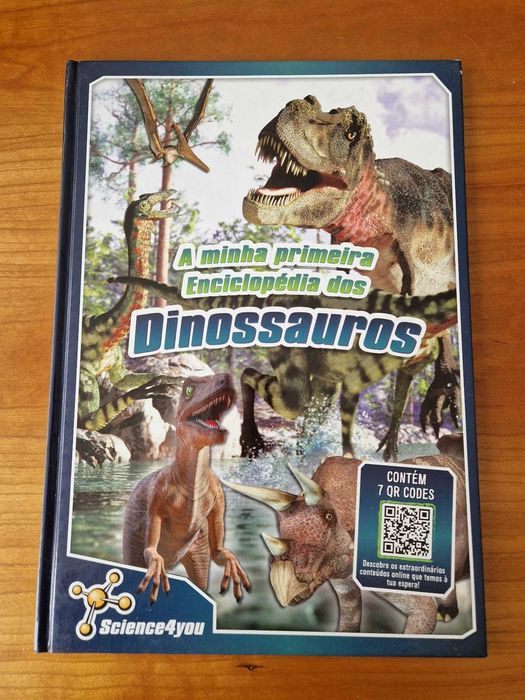 A minha primeira enciclopédia dos animais selvagens e de dinossauros