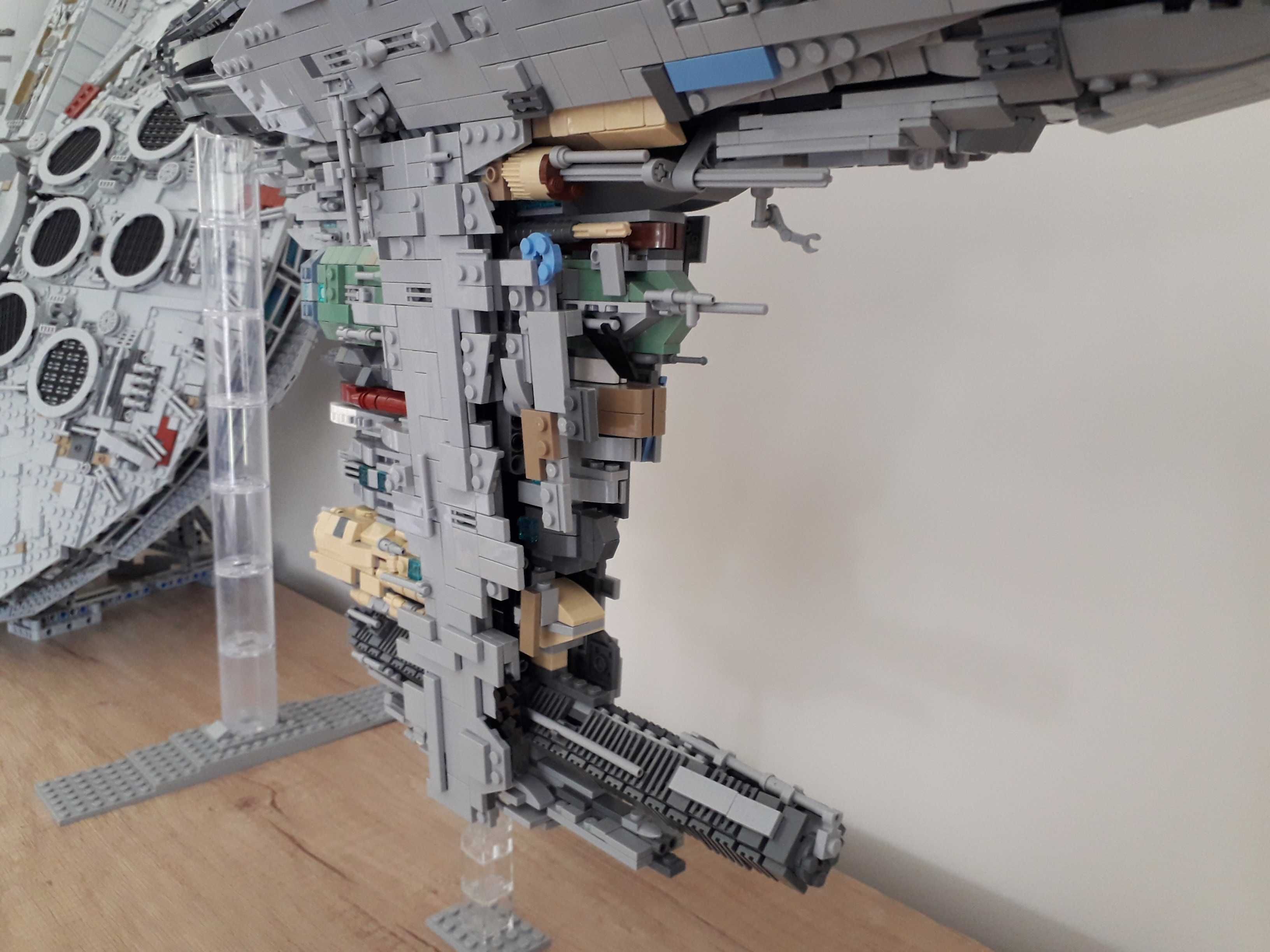 Lego Star Wars UCS Nebulon B Medical Frigate MOC