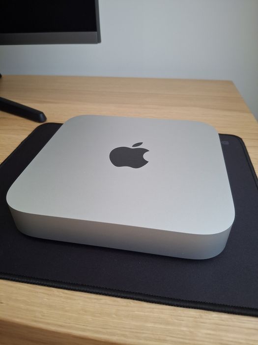 Mac mini M2 em perfeito estado.