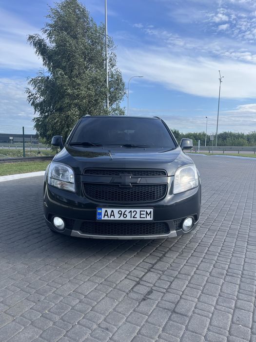 Семимісний мінівен (АВТОМАТ)