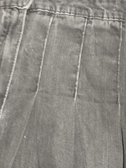 Saia com pregas de ganga