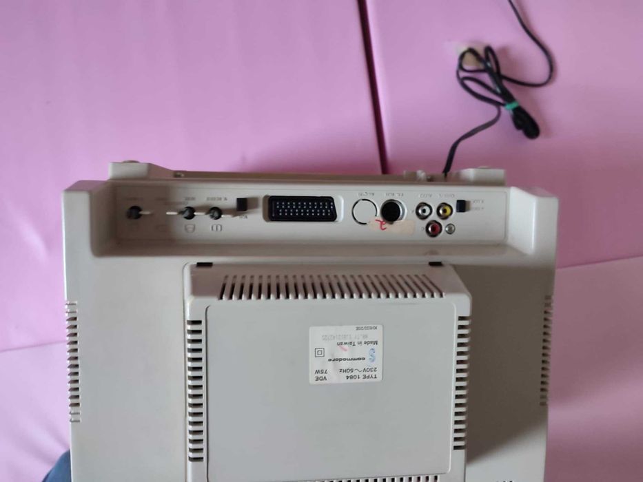 Commodore 1084 Monitor oryginalny