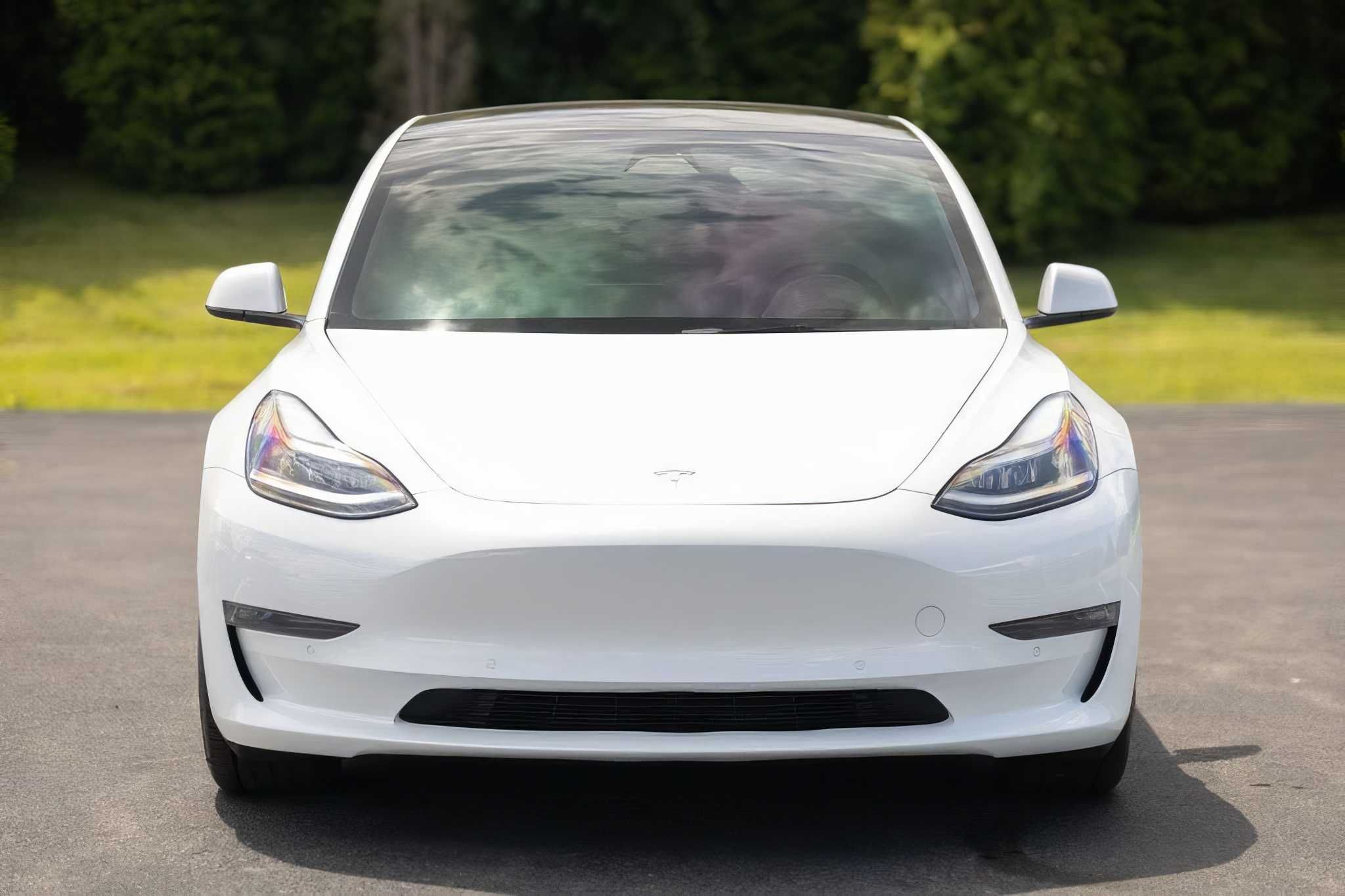 2022 Tesla Model 3 Long Range