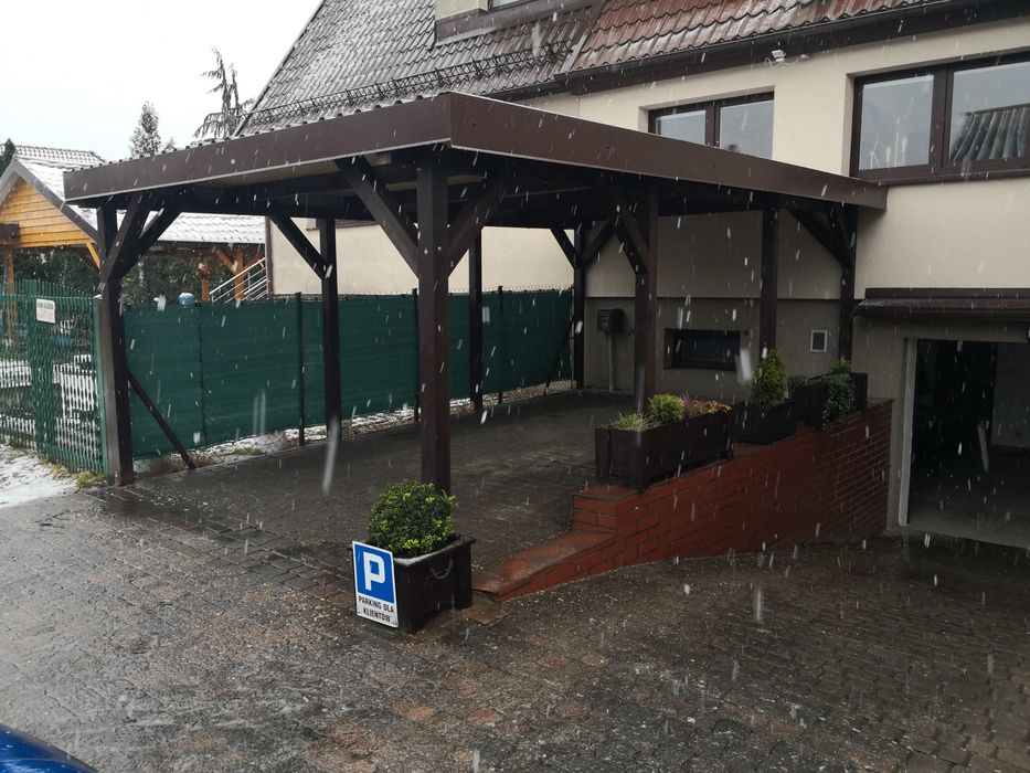 Konstrukcje drewniane, altany, wiaty, garaże