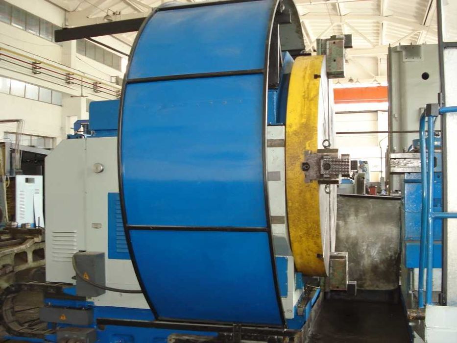 Лоботокарный станок 1М692Ф3