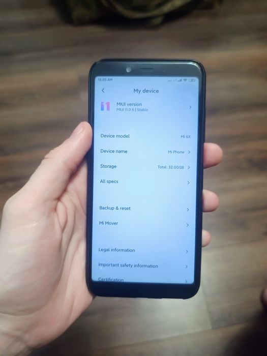 Xiaomi Mi A2 (6X) 4/32 ОПИС