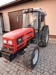 Traktor sadowniczy