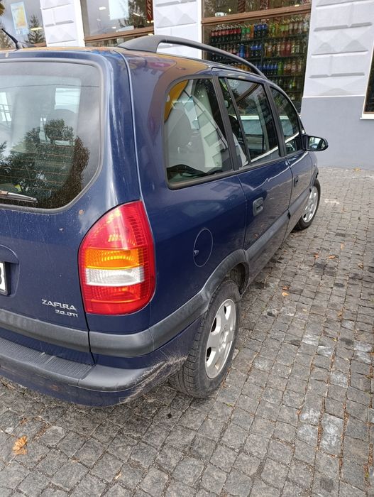 Продам Opel Zafira A 2,0 DTI