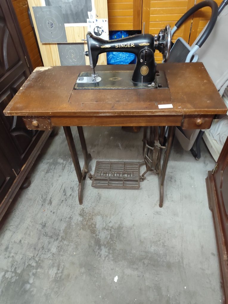 Máquina de costura Singer