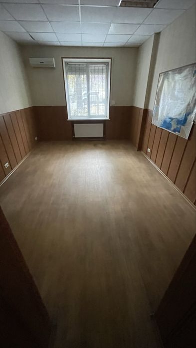 Продам 5 кімнатну квартиру в Центпі міста