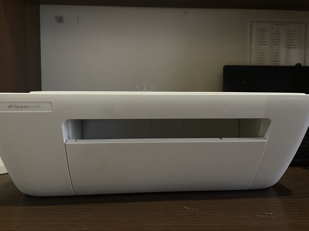 Принтер HP Deskjet 2320