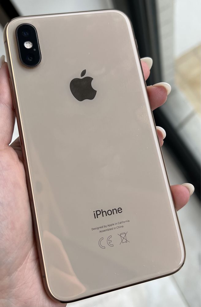 iPhone XS Dourado 64 GB