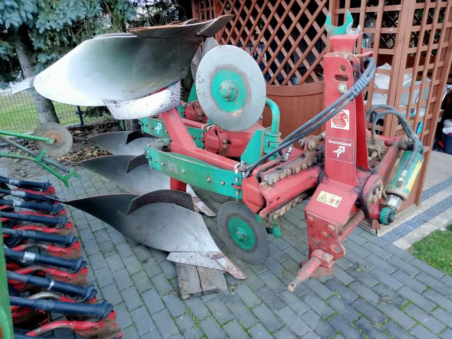 Плуг оборотний Kverneland 3х корпусний