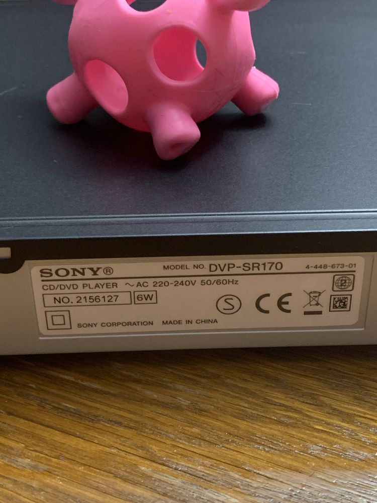 DVD програвач sony dvr-sr170