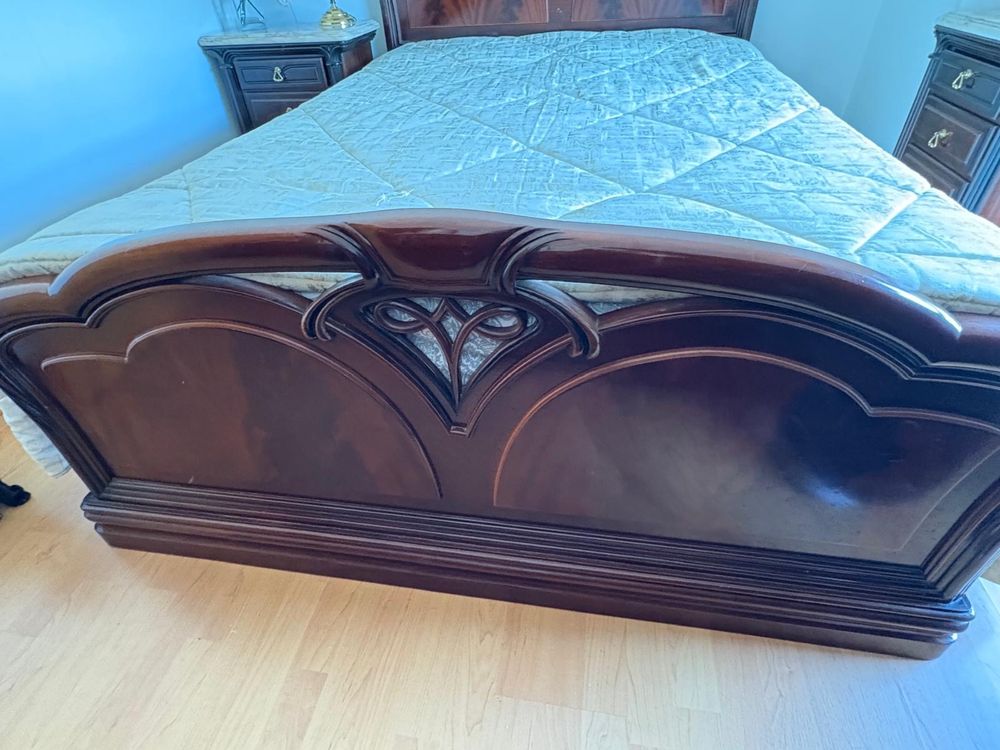 Cama de casal Mogno 140x190