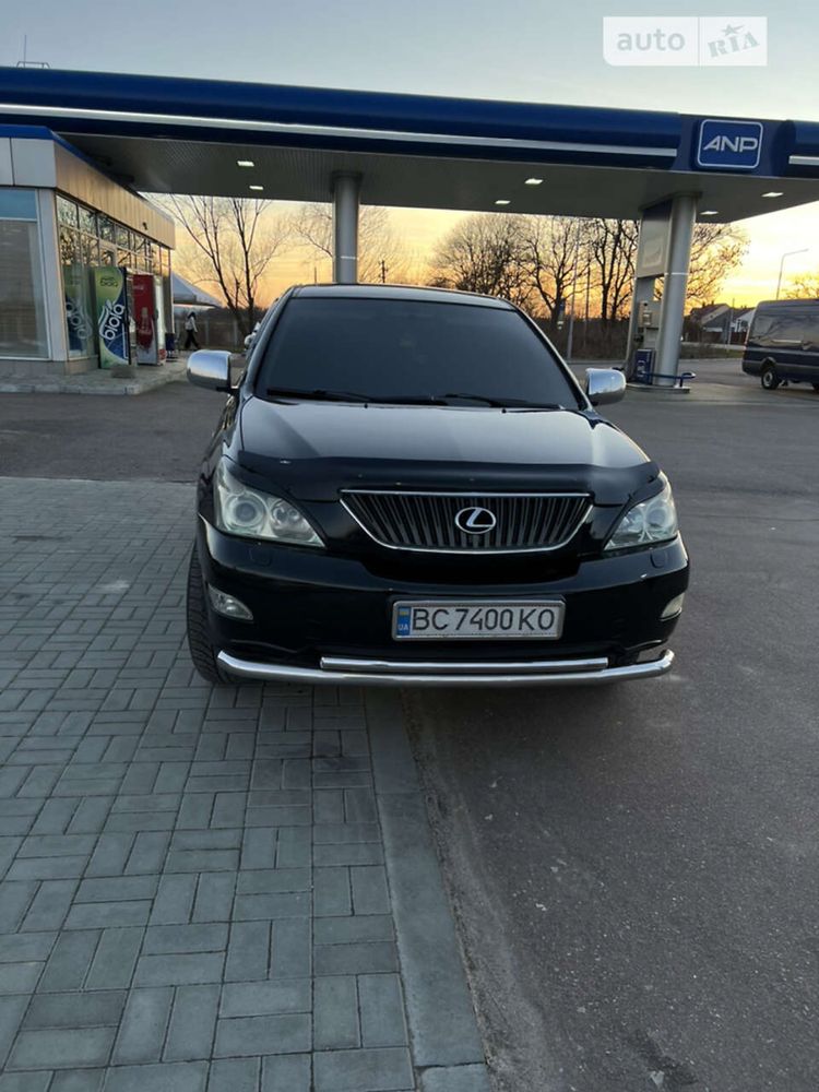 Кросовер,Позашляховик Lexus Rx300