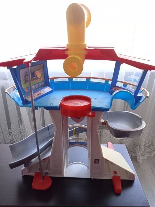 Офіс База рятувальників Щенячий патруль. 
Оригінал.