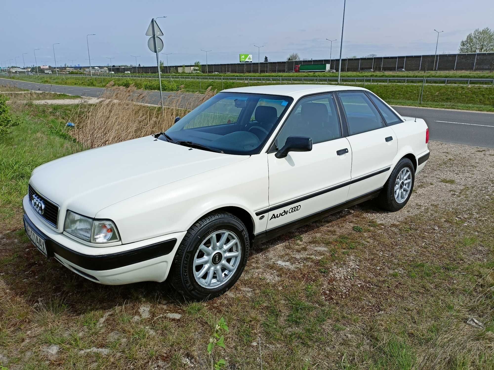 Przyzwoite Audi 80.