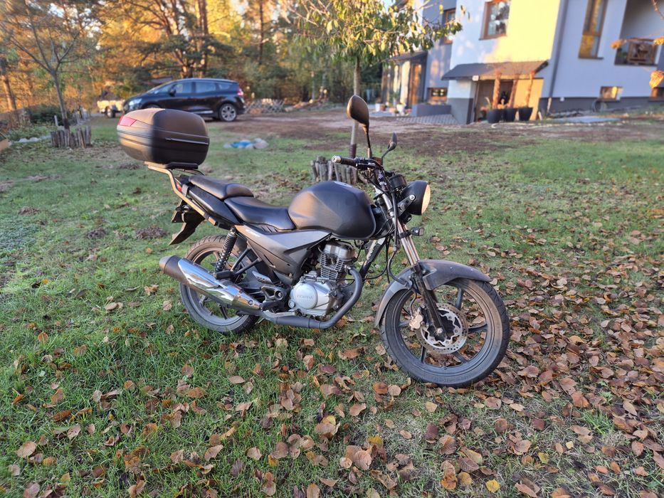 Motocykl Honda CBF125