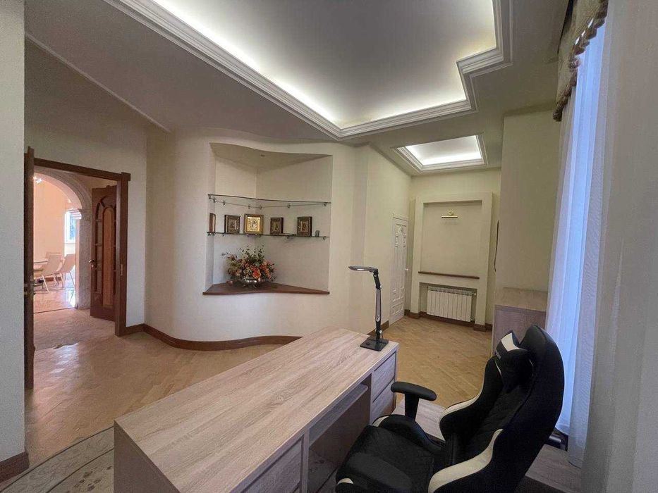 Продам ТОП квартиру на Пушкинской! 204м2!!