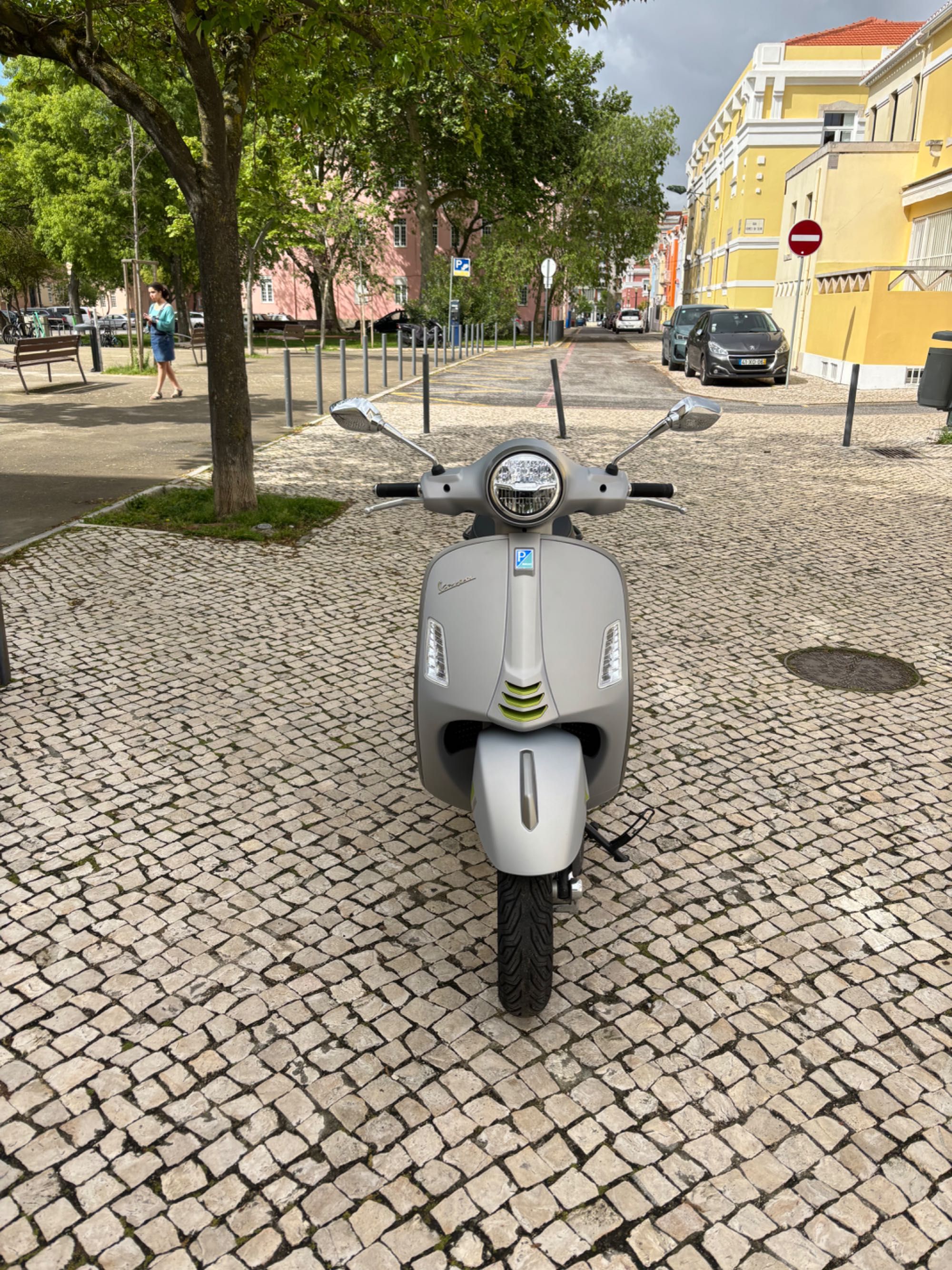 VESPA 300 GTS SUPER TECH