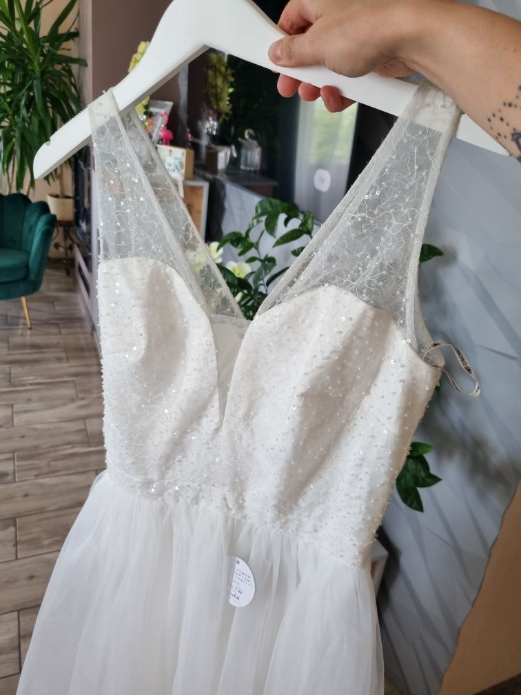 Chi Chi London Bridal Suknia ślubna SM