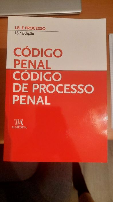 Codigo Penal - Codigo de Processo Penal
Codigo Penal - Codigo de Proce