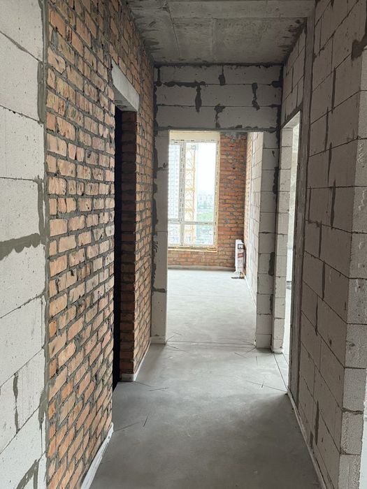 Простора 2-кімнатна квартира 70 м² у ЖК бізнес-класу Krona Park 2
