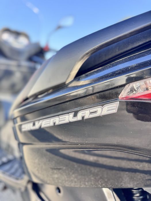 Mota Keeway Silverblade de 2015 com 12 mil km