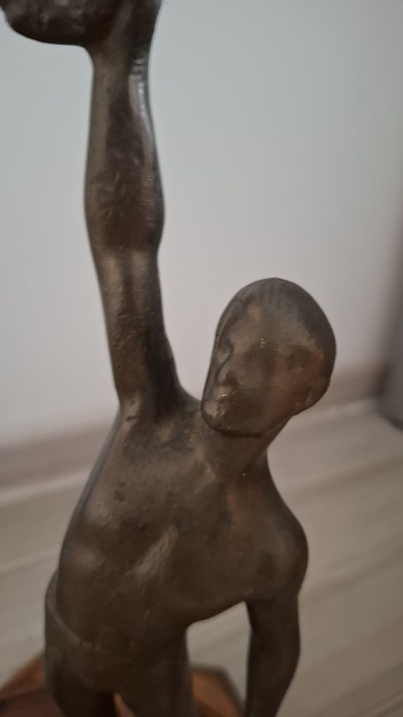 Figurka olimpijczyka