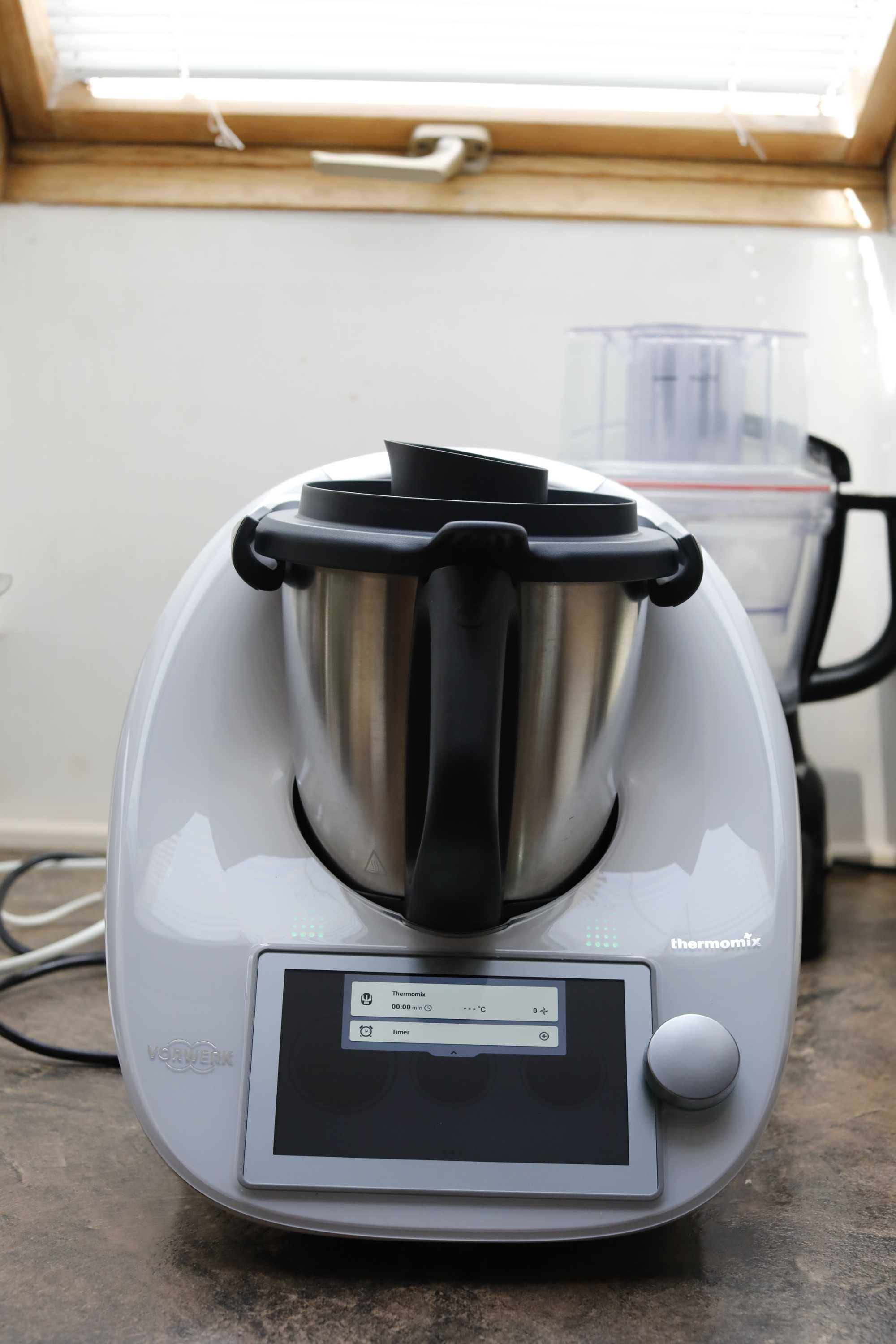 THERMOMIX Worwerk model TM6, kolor biały, stan bardzo dobry