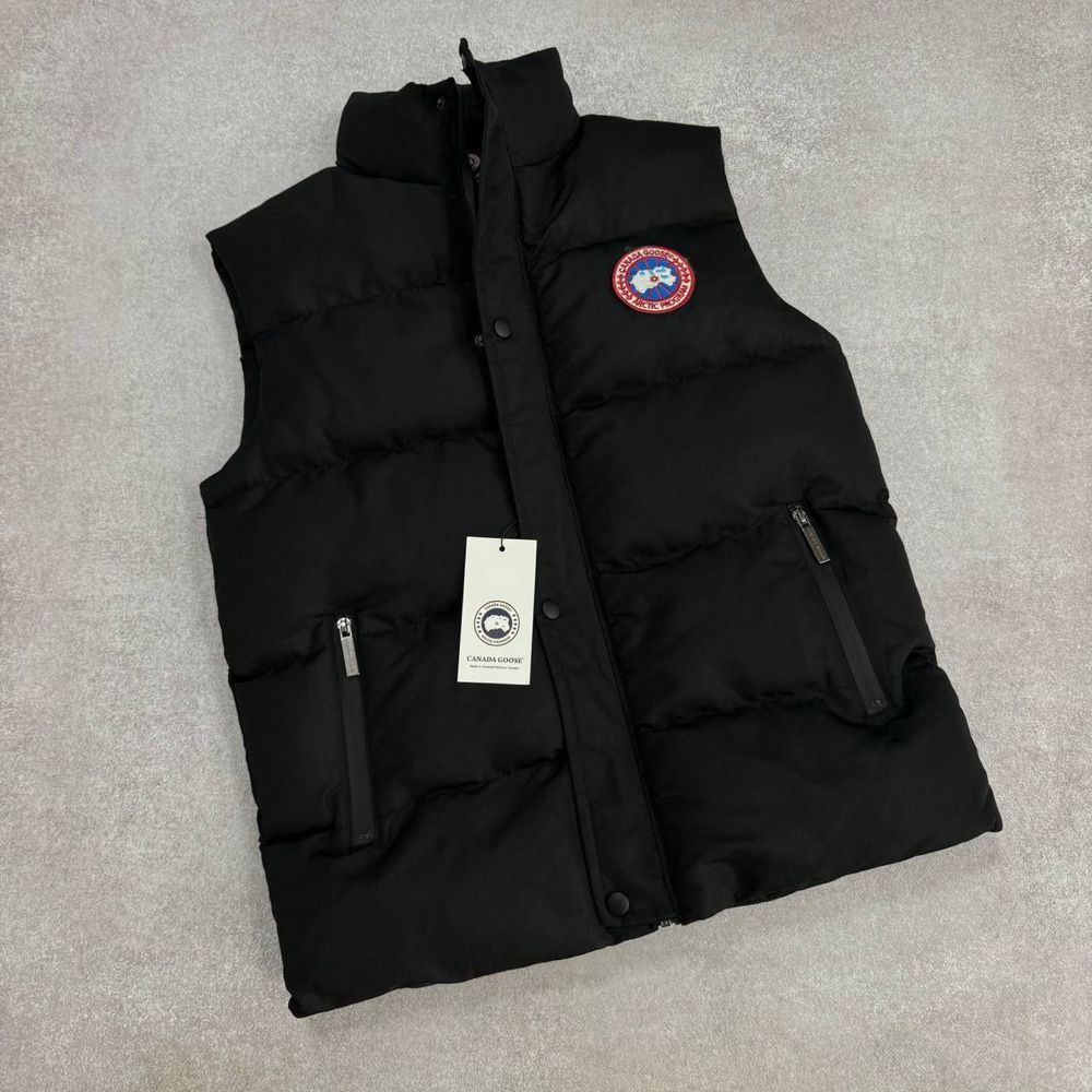 РОЗПРОДАЖ -40%| Чоловіча жилетка Canada Goose| S-XXL| чорний|LUX