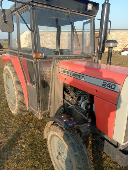Sprzedam Massey Ferguson 240