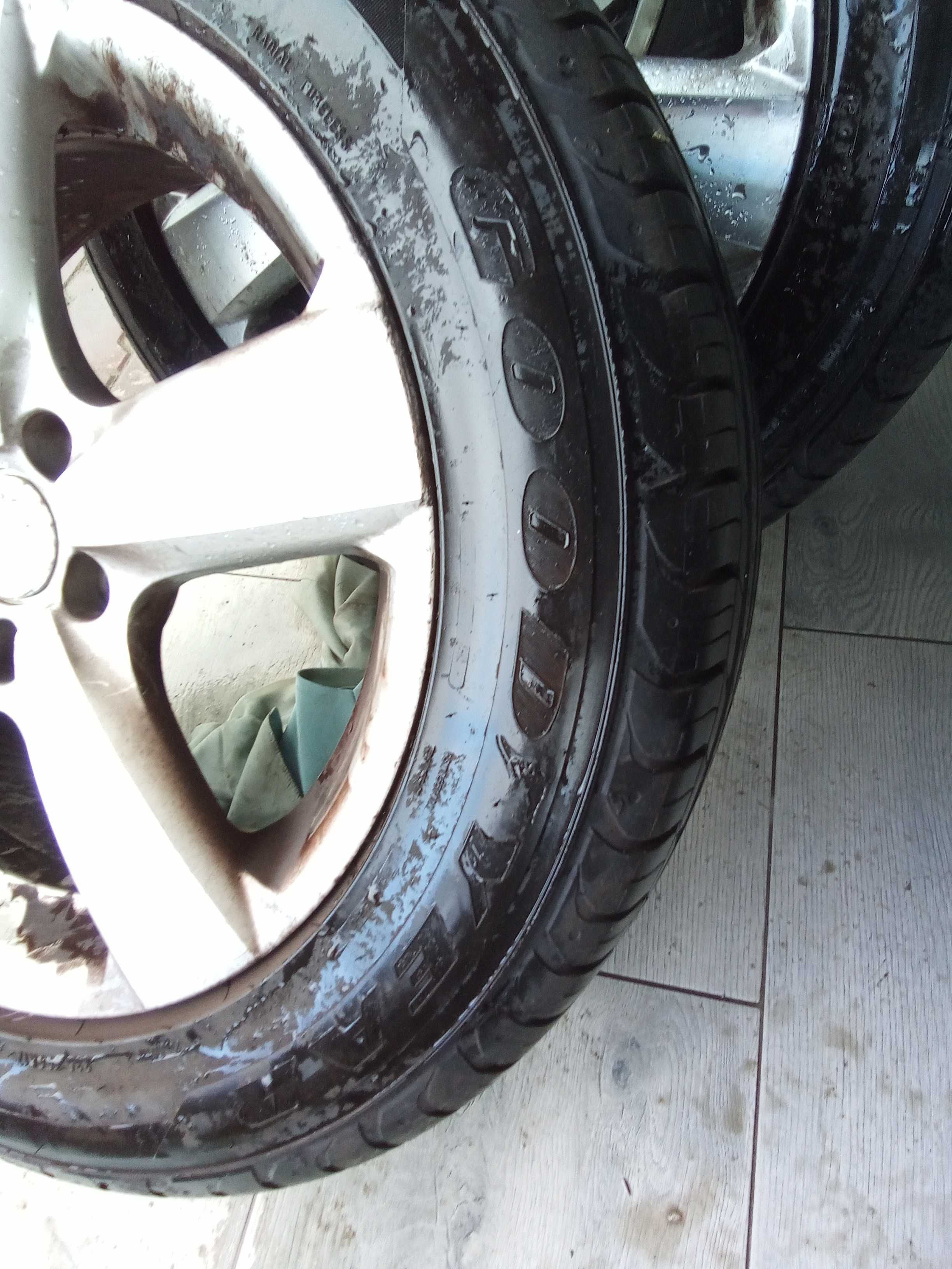 235/55 R17 99W Goodyear 23 rok