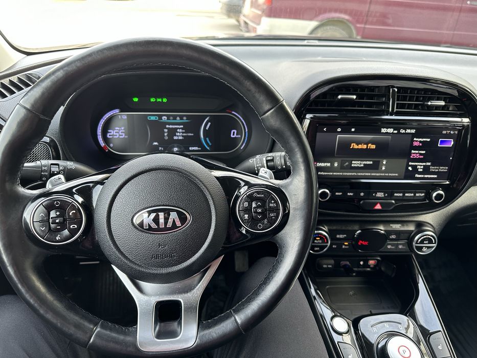 Продам електромобіль Kia Soul EV 2019 рік кіа соул електричка електро