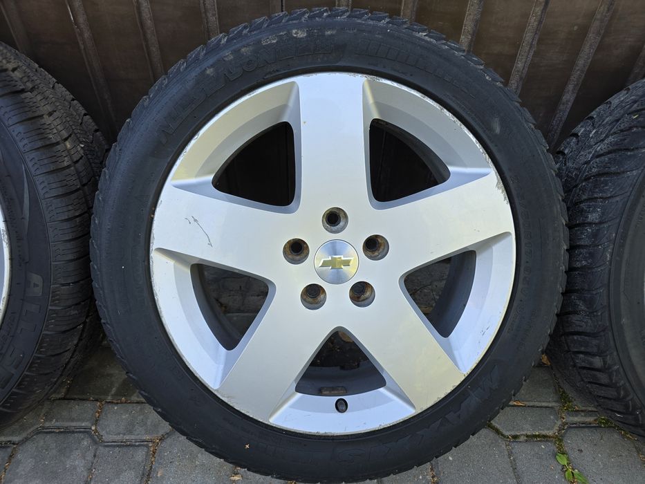 Felgi z oponami 215/50R17 Chevrolet HHR 5x110 Cobalt Opel Vectra Astra