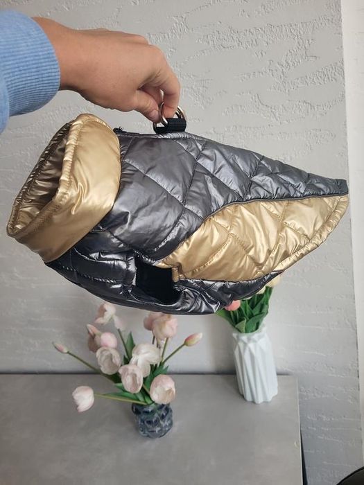 Одяг для собак жилетка